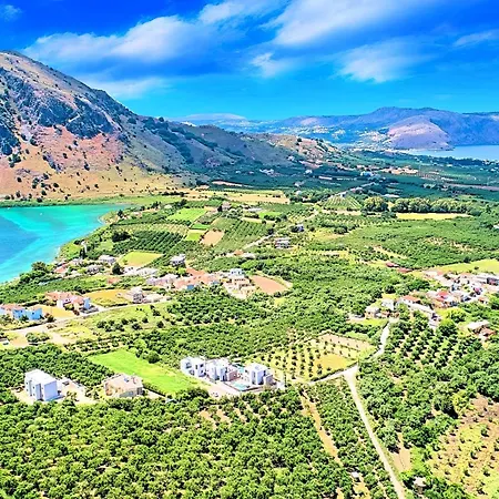 Soluna Villa Kournas
